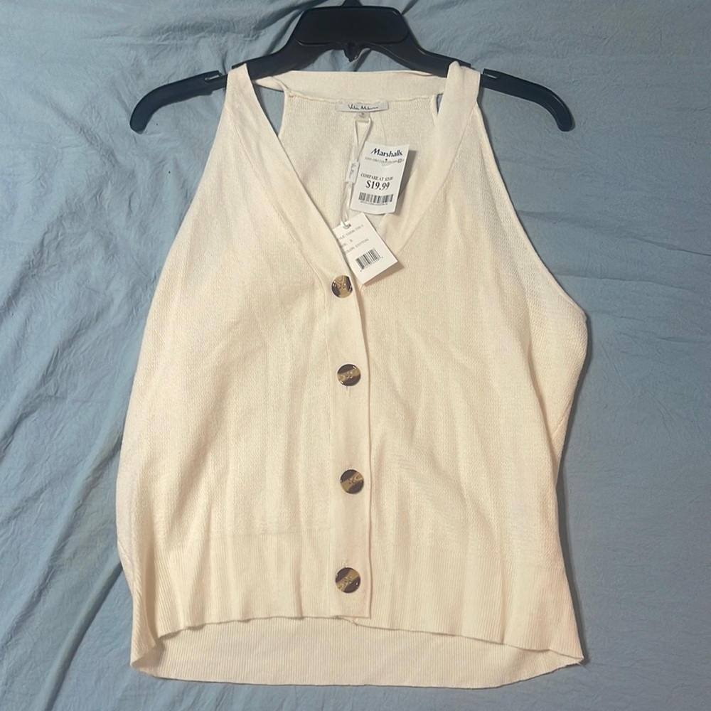 SWEATER VEST NWT